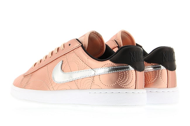 Nike WMNS Tennis Classic Ultra LOTC QS