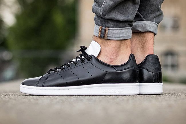 adidas stan smith core black