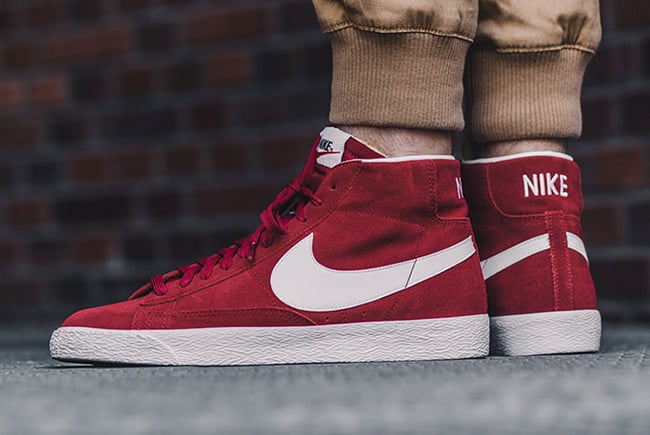 blazer nike red