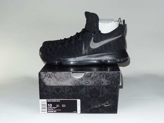 kd 9 black space