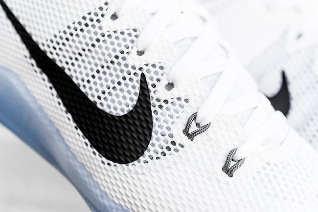 Nike Kobe 11 Fundamental White Black