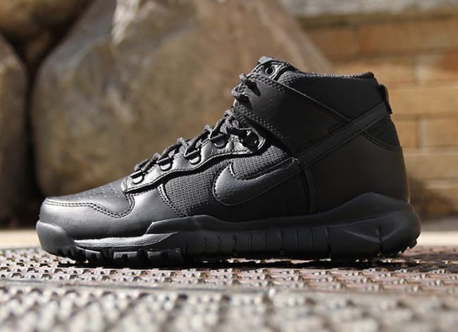 nike sb dunk high triple black