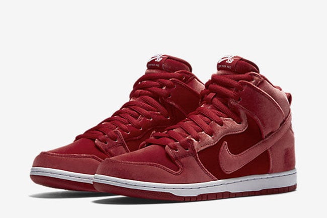 Nike SB Dunk High ‘Santa Claus’