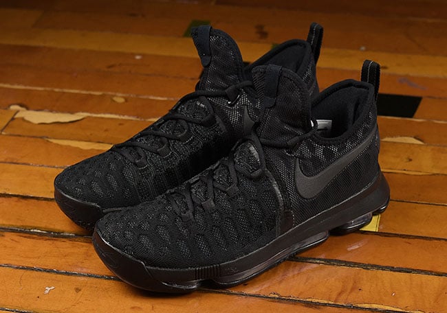 kd 9 black space