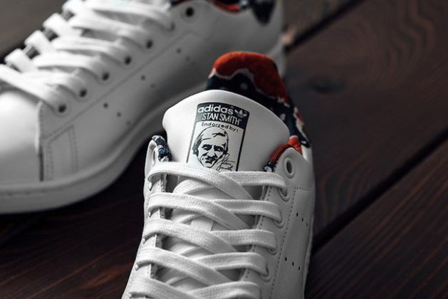 yeezy boost 700 geode on feet