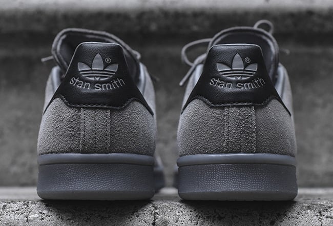 grey suede stan smith