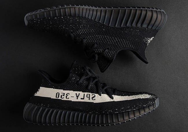 yeezy 350 black and white