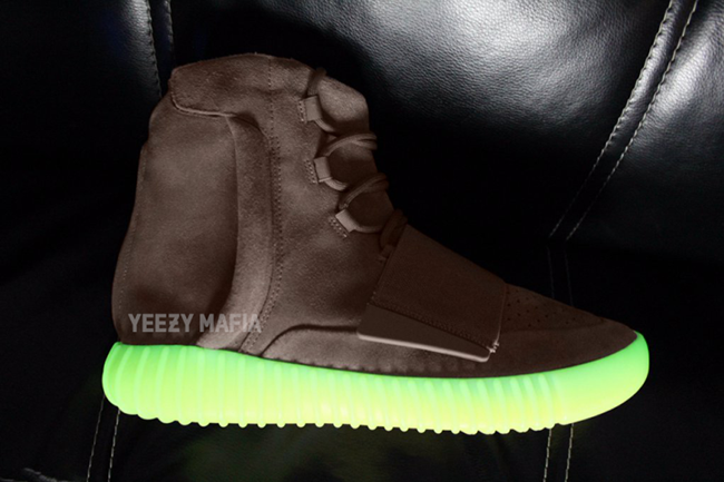 adidas Yeezy Boost 750 Chocolate Glow in the Dark