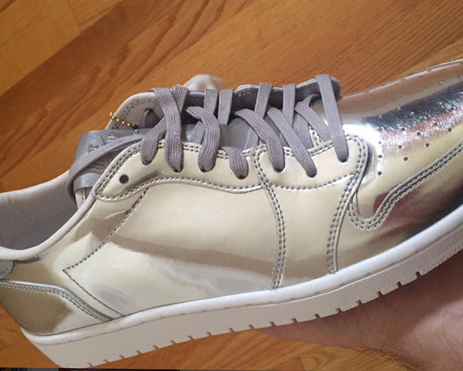 Air Jordan 1 Low OG Pinnacle Silver October 2016