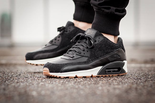 nike air max black gum