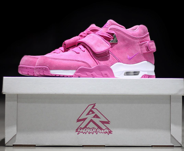 Nike Air Trainer Cruz Think Pink