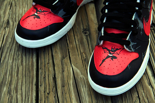 Nike Dunk Low Batman Beyond Custom