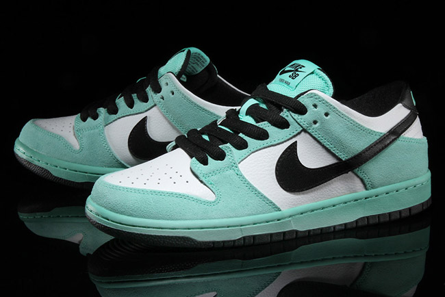 Sea Crystal Nike SB Dunk Low