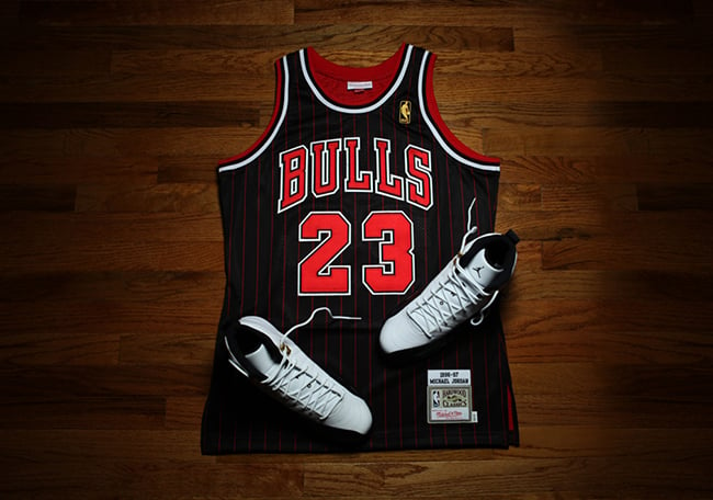 97 Black Pinstripe Jersey Mitchell Ness - Michael Jordan 1996  Men s Nike  Air Jordan 1 Mid Triple White 554724 130 New - IetpShops