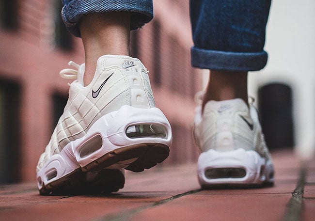 Nike WMNS Air Max 95 Light Bone Sail Gum