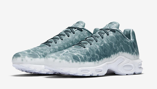 Nike Air Max Plus Le Requin Pack