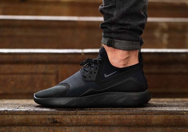 nike lunarcharge triple black