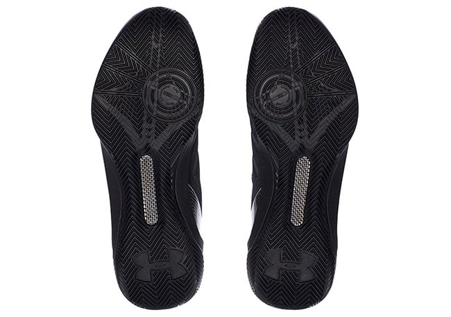 Under Armour Curry 3 Triple Black Friday