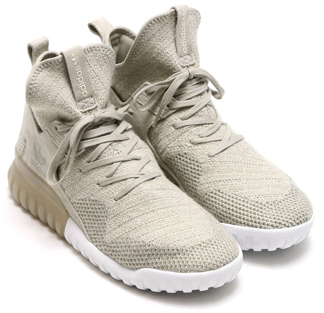 tubular primeknit sesame