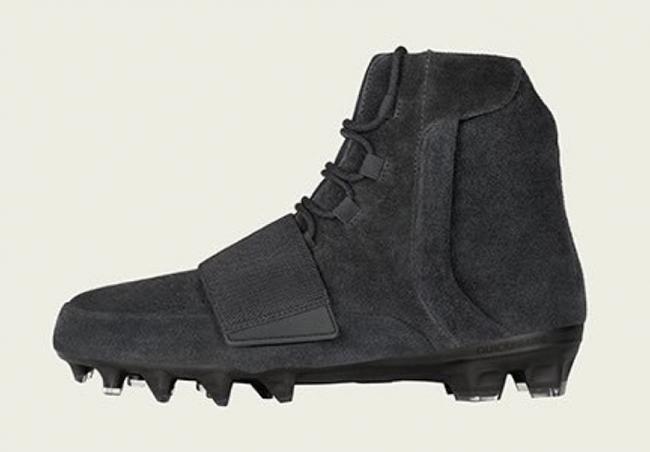 adidas Yeezy 750 Cleat in Black