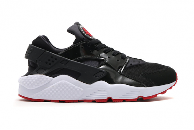 nike huarache black and red