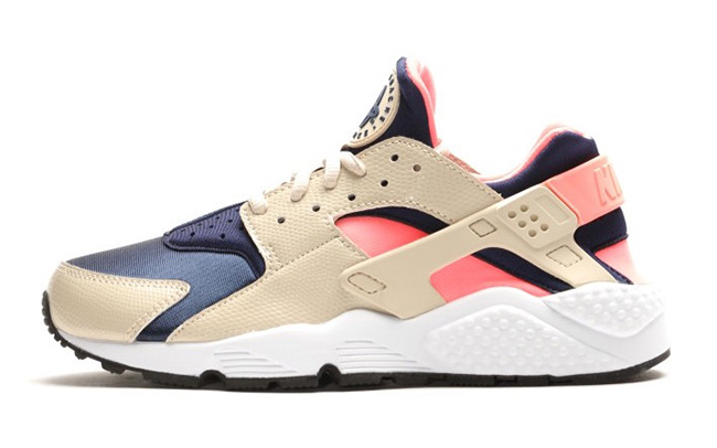 Nike Air Huarache Oatmeal