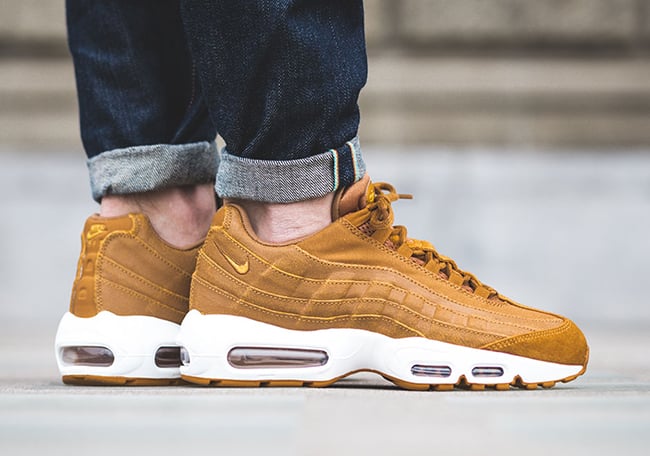 air max 95 wheat on feet