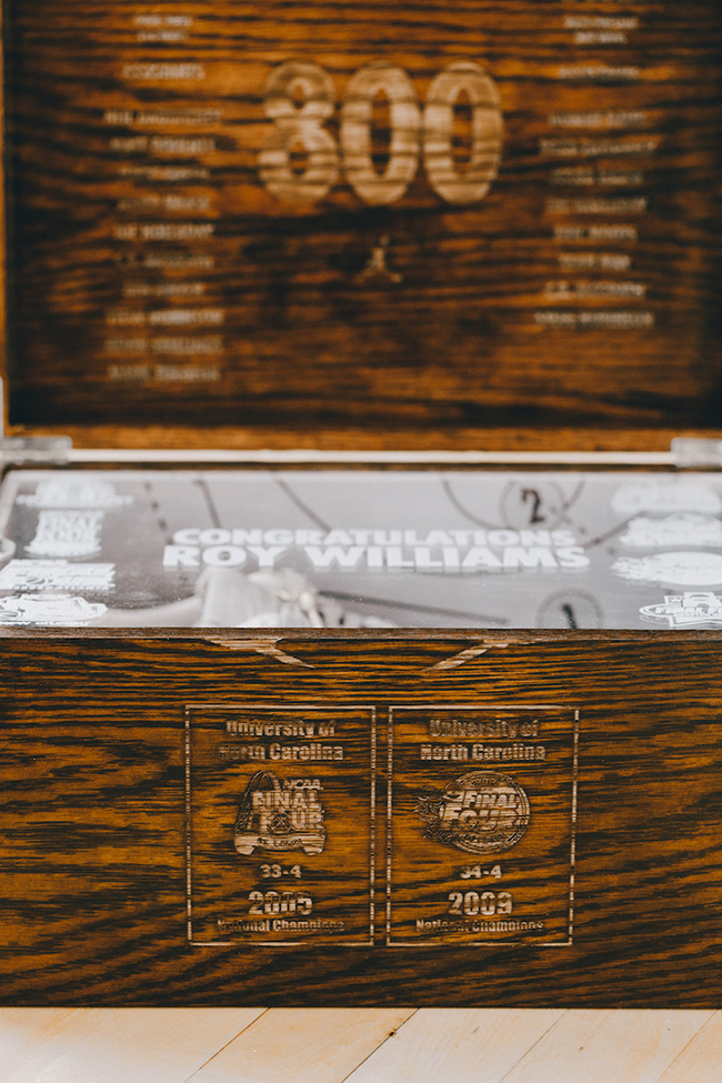 Air Jordan 1 Low Pinnacle Roy Williams 800 Wins