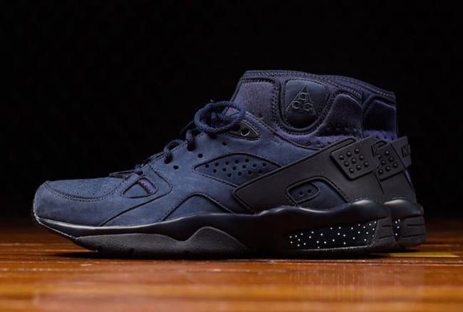 Nike Air Mowabb ‘Dark Obsidian’ Available Now