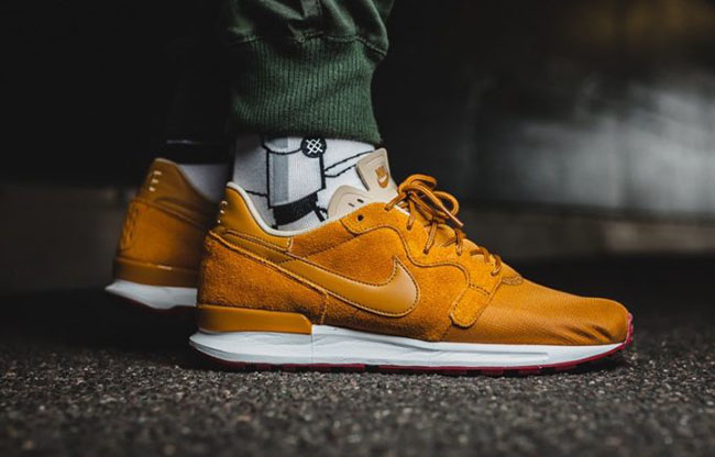 Nike Air Berwuda Desert Ochre