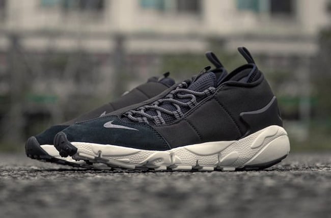 Nike Air Footscape NM in Black and White