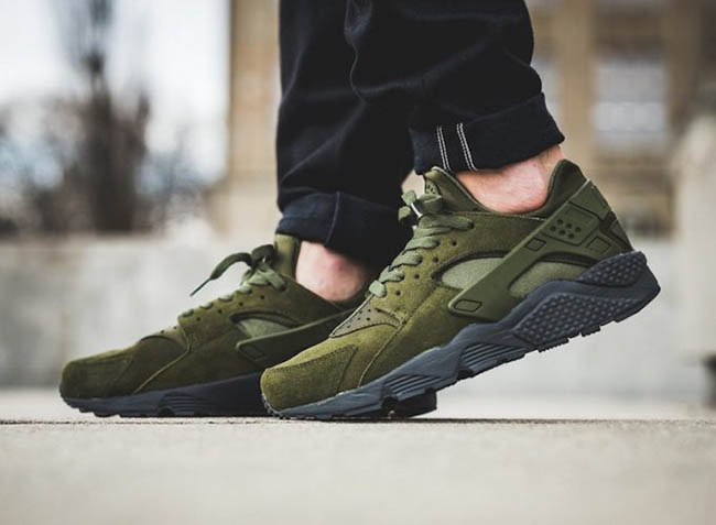 Nike Air Huarache Legion Green On Feet