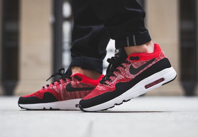 red air max 1 flyknit