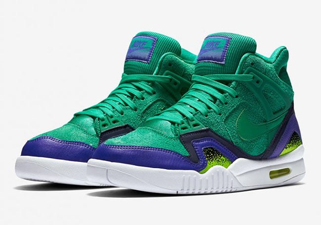 Nike Air Tech Challenge 2 SE Stadium Green