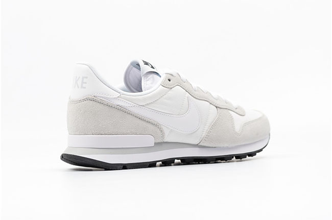 Nike Internationalist Summit White