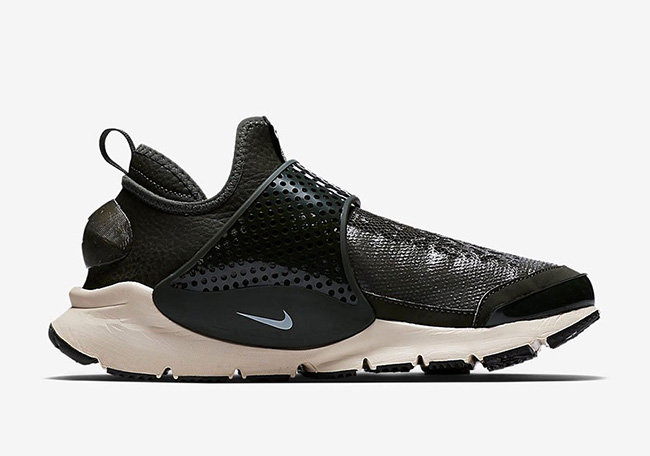 Stone Island x Nike Sock Dart Release Date