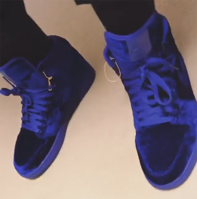 Air Jordan 1 Blue Velvet