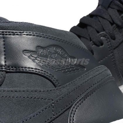 Air Force 1 Red Suede Lv 8 Jordan 7 Golden Moments Celebrity