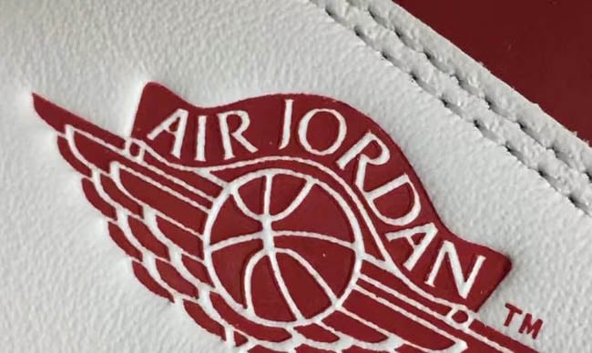 Air Jordan 1 Retro High OG University Red 2017