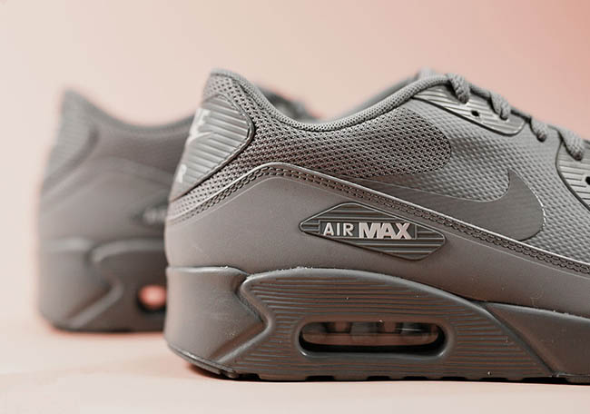 grey air max 90 ultra