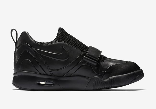 Nike Air Tech Challenge XVII Triple Black