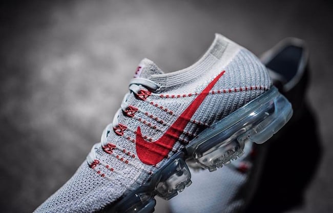 Nike Air VaporMax Light Grey Red