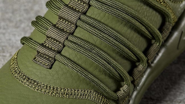 Nike Payaa Olive Green