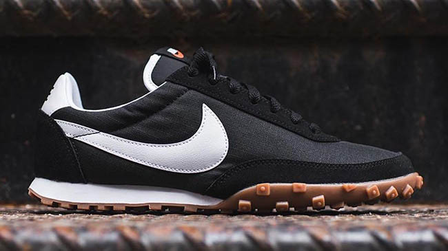 Nike Waffle Racer Black Gum