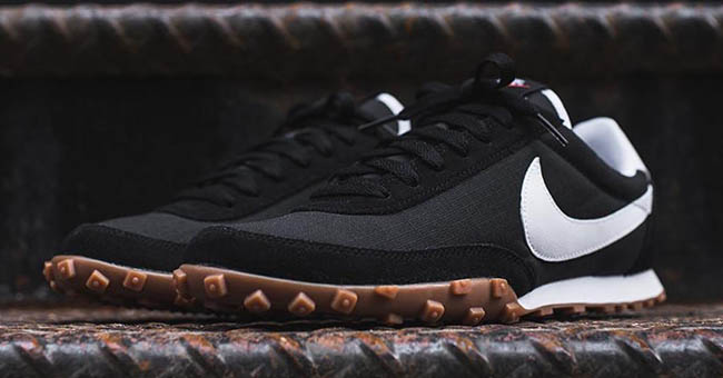 Nike Waffle Racer Black Gum