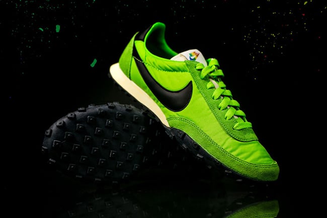 Nike Waffle Premium Green | SneakerFiles