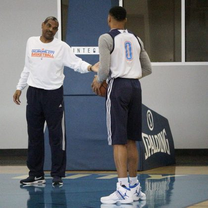 Green Color Nike Sneakers Nike Air Jordan 3 Woman Red White