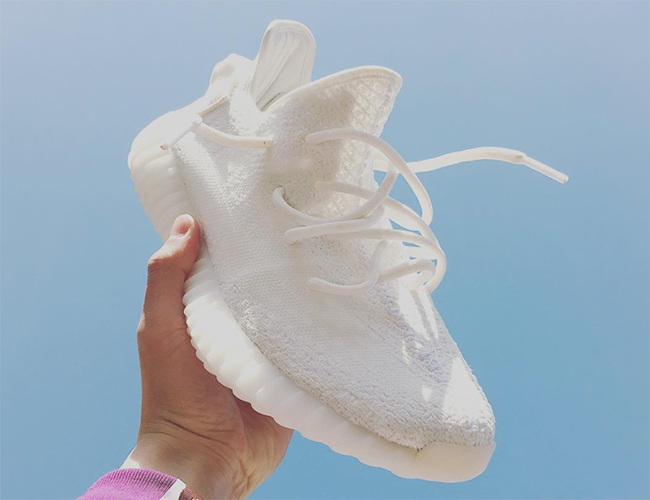 adidas Yeezy Boost 350 V2 Triple White