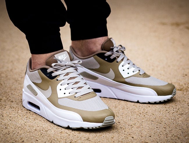 nike air max 90 ultra essential on feet