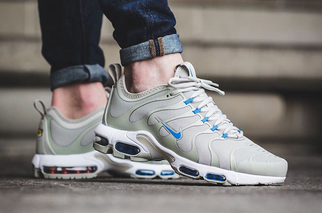 air max plus white grey